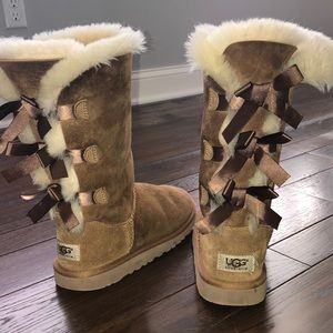 AUTHENTIC UGG Bailey Bow tall brown boots